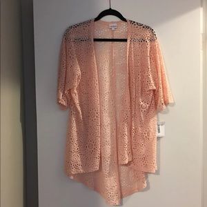 NWT Lularoe coral lace lindsay SM